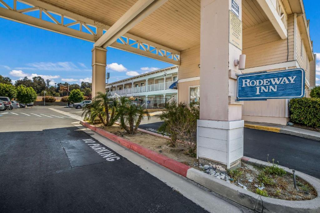 Rodeway Inn Old Town Temecula photo 1