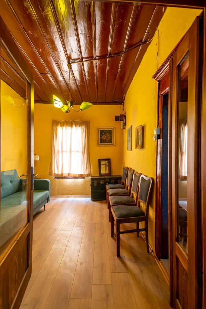 Theatre Old Town House photo 1
