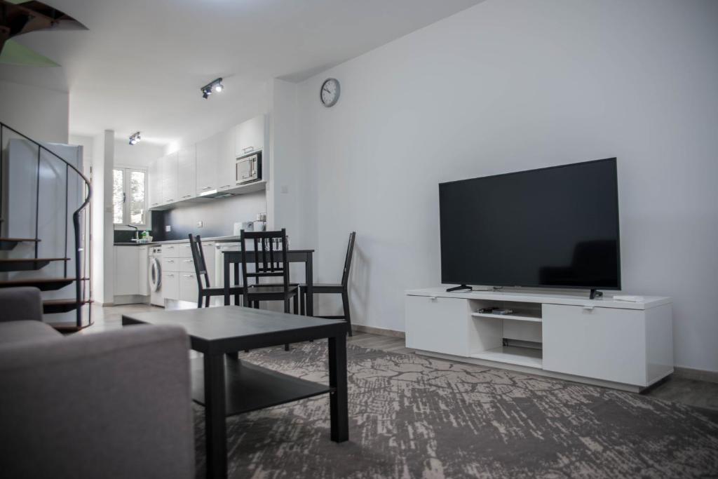 Amazing Maisonette next to harbour of Paphos CY photo 4