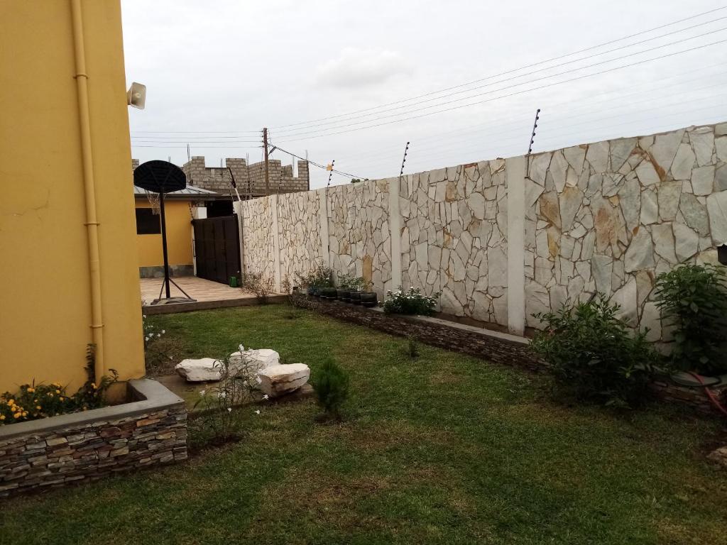 Hidden Gem In Oyibi New 2 Luxury Bedroom Apartment photo 4