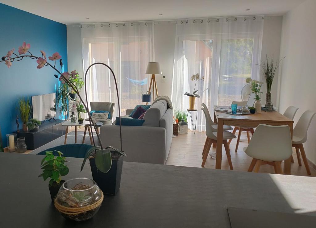 LA MAISON BLEUE, à 20 mn de Strasbourg, sur la route des vins, jusqu'à 6 personnes, Sélestat photo 1