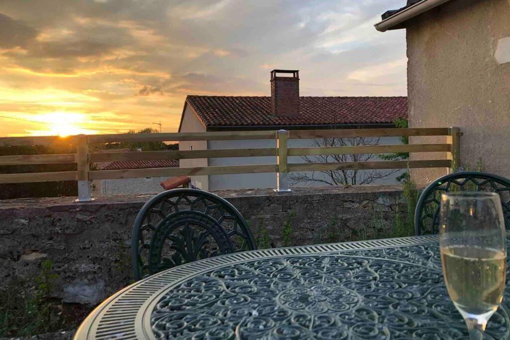 Charmante maison dans la vallée de la Charente photo 4