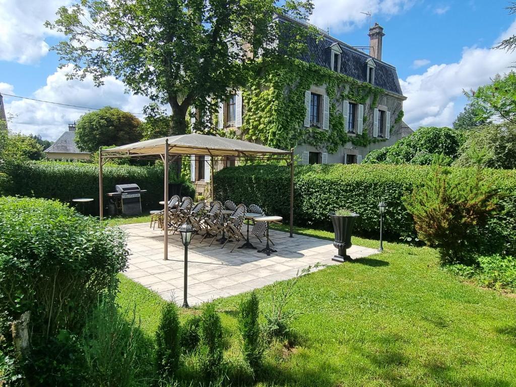 VILLA MURA gite luxe avec piscine et spa campagne et grand air nouvelle Aquitaine Corrèze photo 2