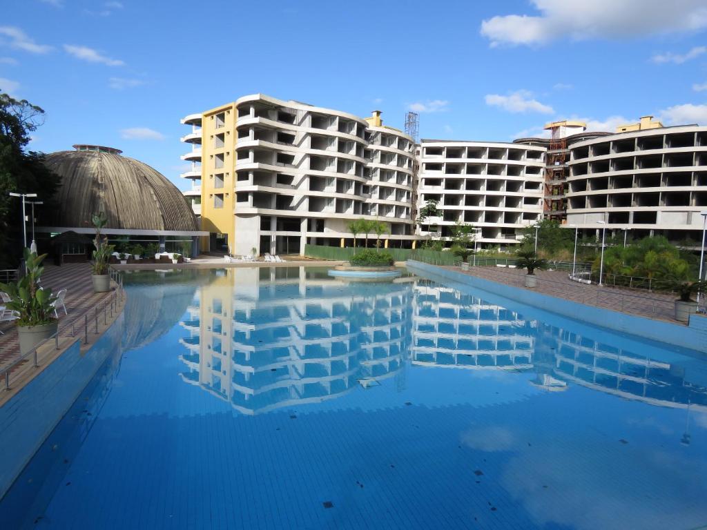 Belíssimo resort com águas termais