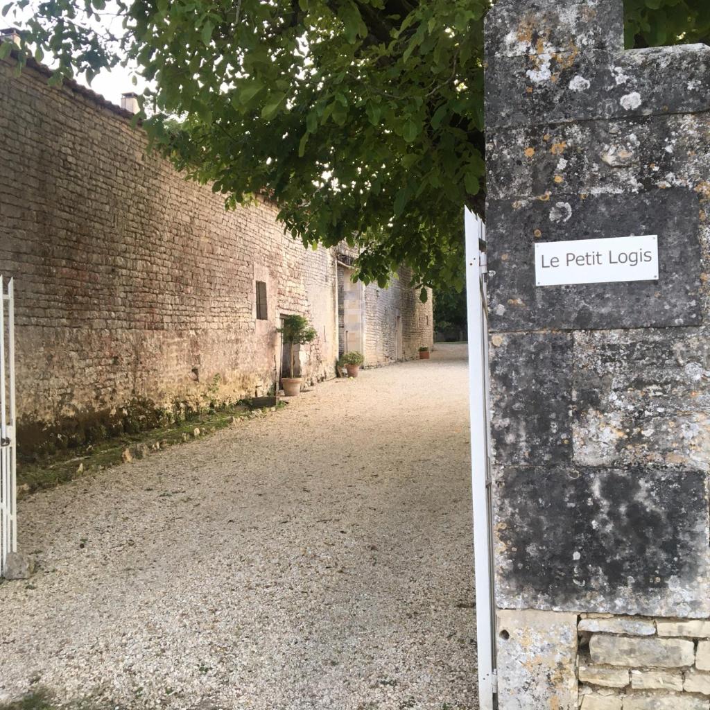 Le Petit Logis photo 1