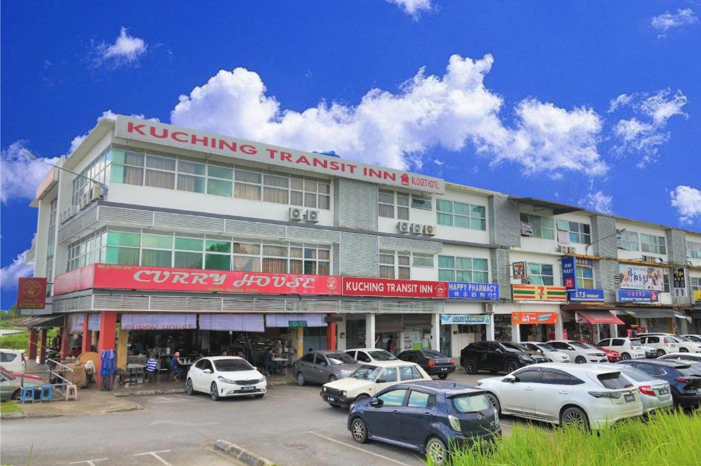 Kuching Transit Inn - Tap to explore photos