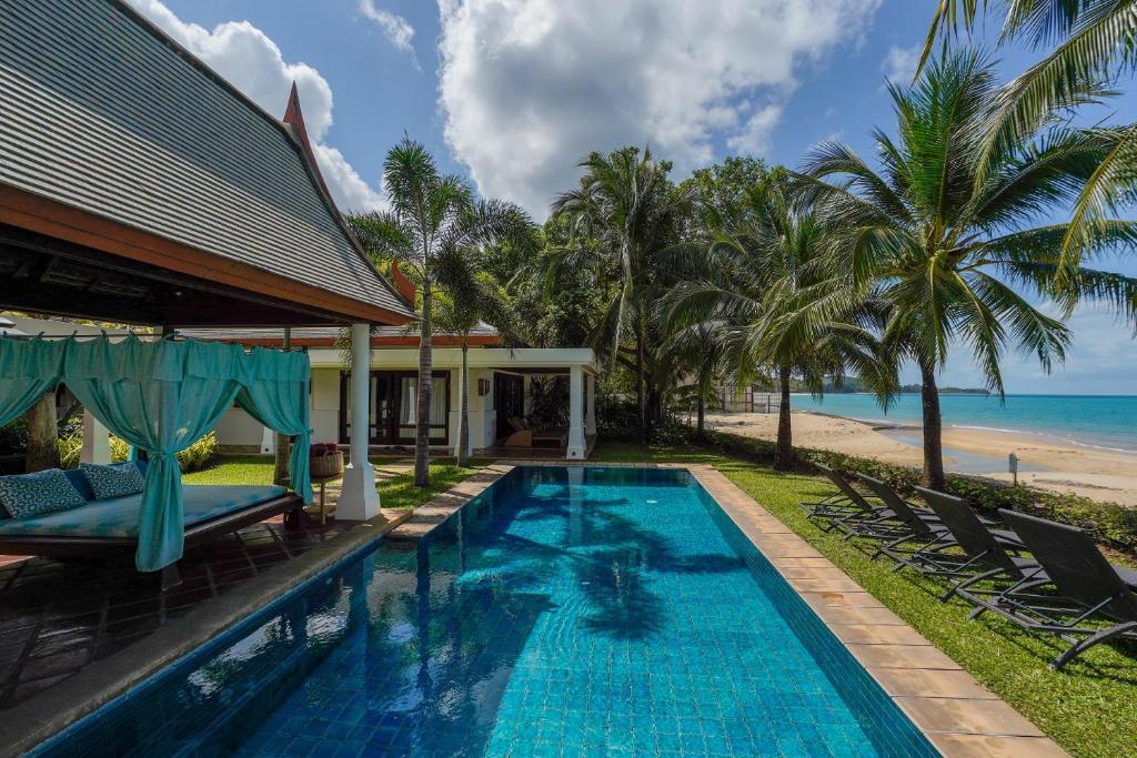 Miskawaan Luxury Beachfront Villas photo 4