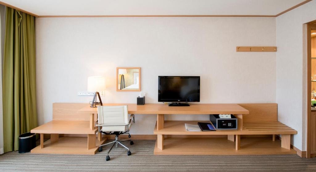 Holiday Inn Resort Alpensia Pyeongchang, an IHG Hotel photo 1