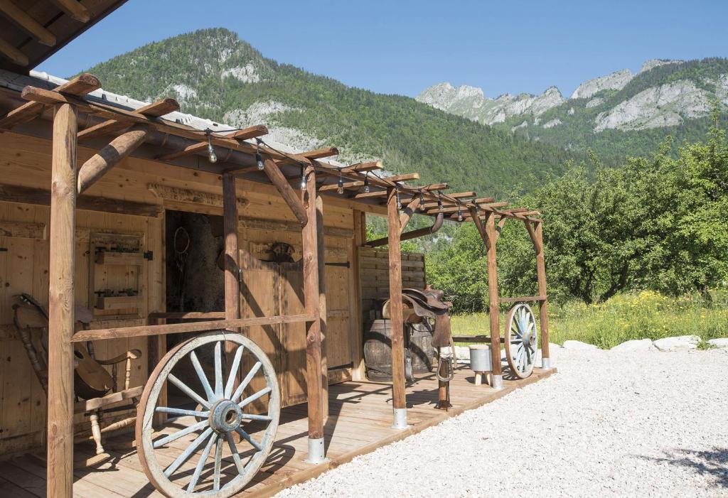 Chalet Saloon avec SPA privatif en illimité photo 2