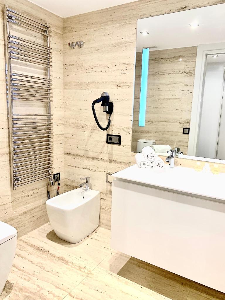 Сьюит (Люкс с 2 спальнями), Luxury Apartments Mondrian Old Town IV