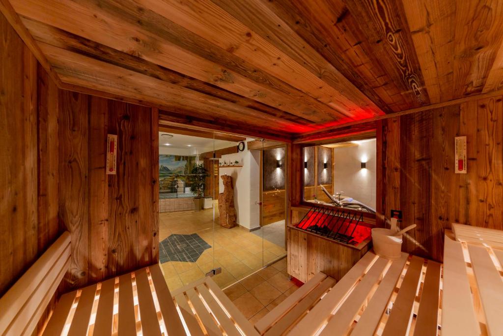 Parkhotel Seefeld photo 3