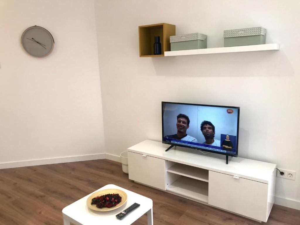 INSIDEHOME Apartments - La Casita de Álex photo 4