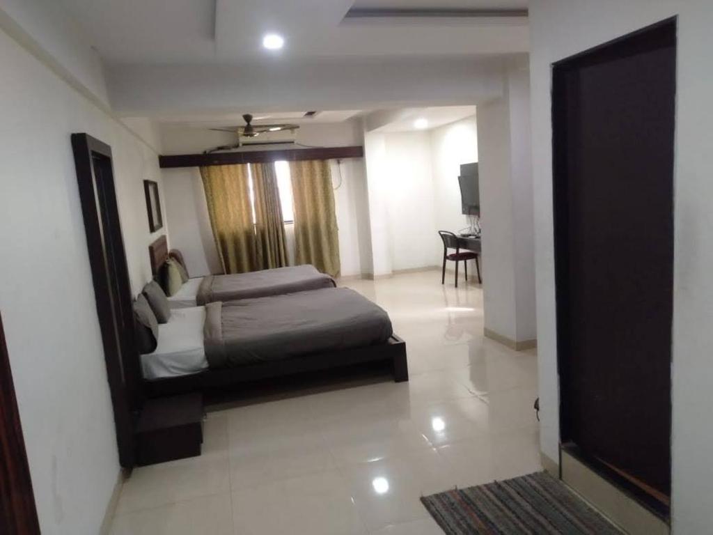 Hotel Anand Inn photo 1