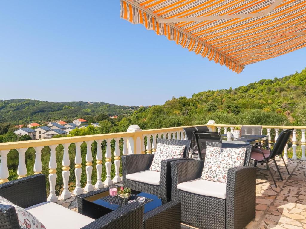 Apartment Kolic - RAB317 by Interhome photo 2