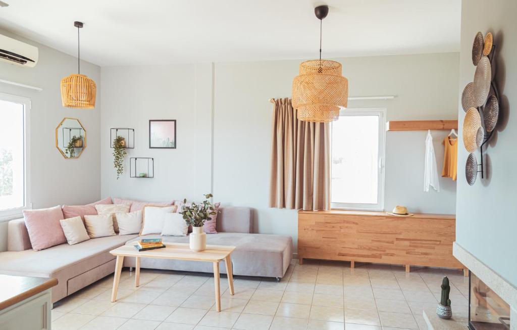 Private, Quiet, Isolated Villa in Chania / HomeAlone photo 2