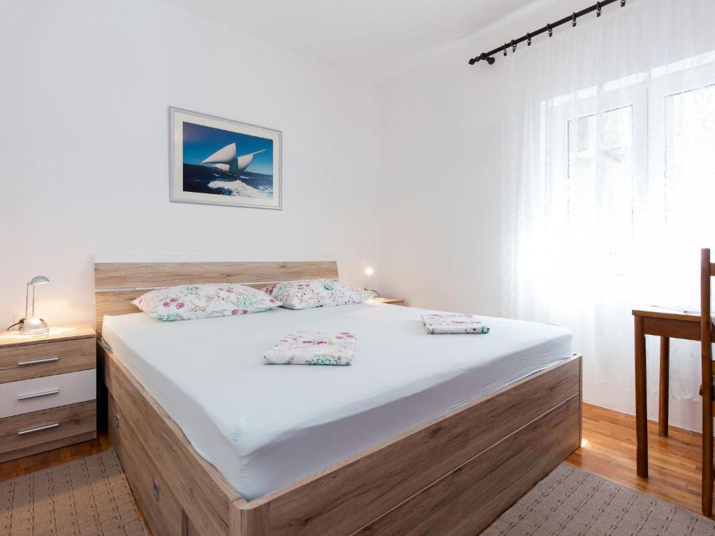 Apartment Josipa - SNJ113 by Interhome photo 3