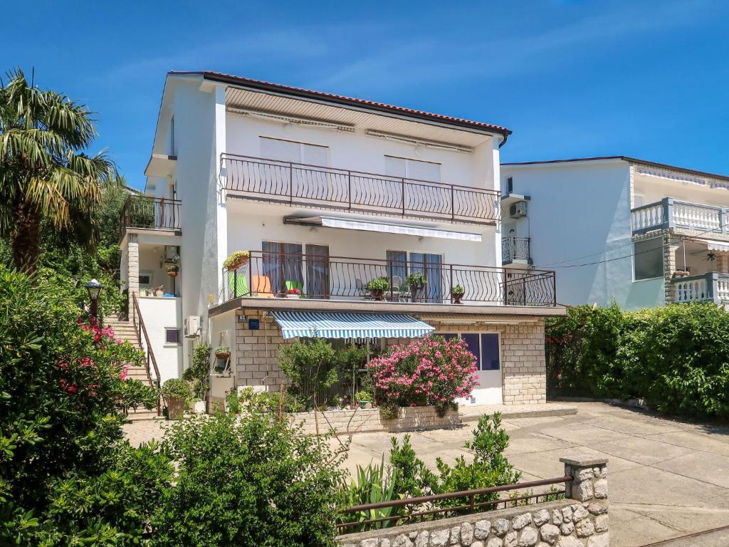 Apartment Rea - CKV110 by Interhome photo 4
