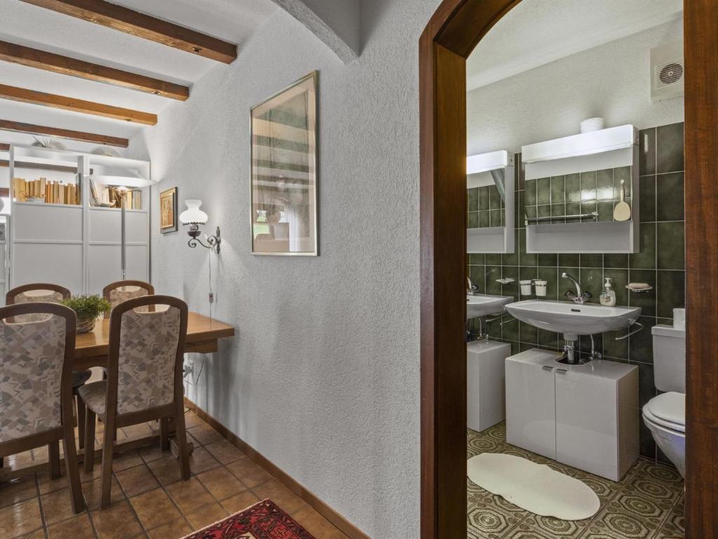 Apartment Al Prada 3-1-a by Interhome photo 3