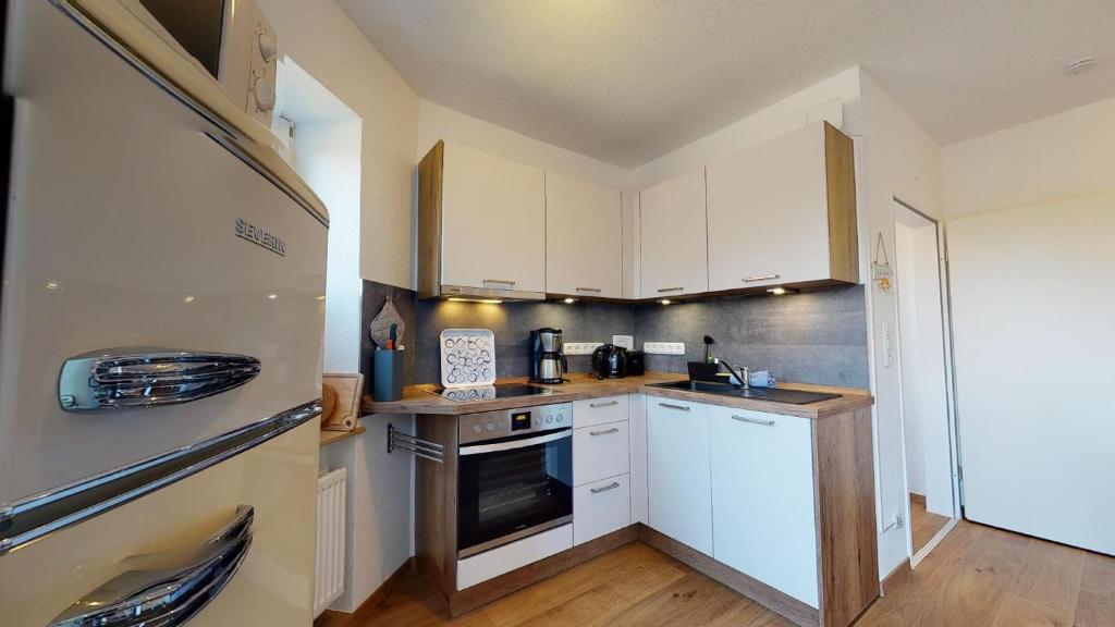 Ferienwohnung Gustav - Moderne Maisonette-Wohnung mit Terrasse photo 3