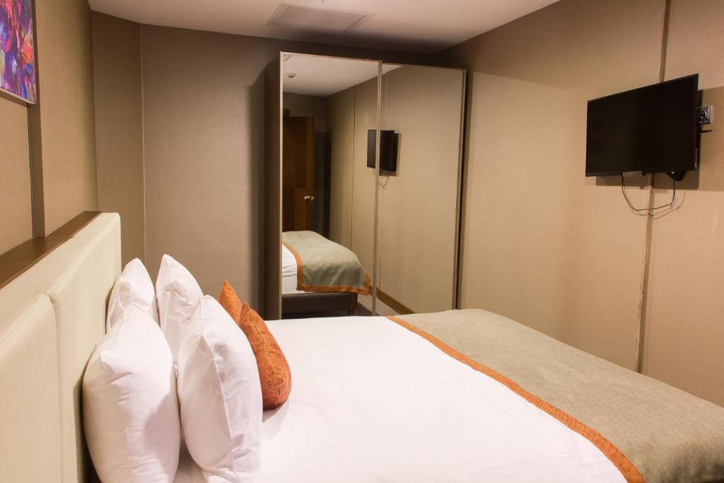 Сьюит (Люкс с 2 спальнями), Отель Staybridge Suites