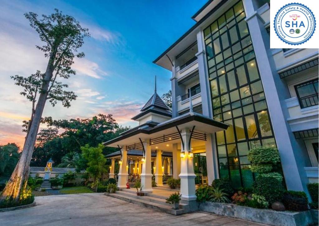 Wanarom Residence Hotel photo 1