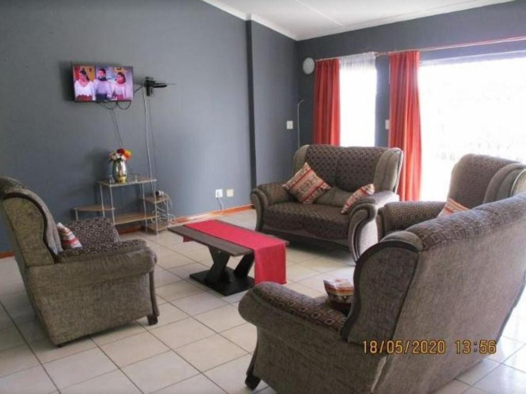 Imimangaliso Guest House photo 3