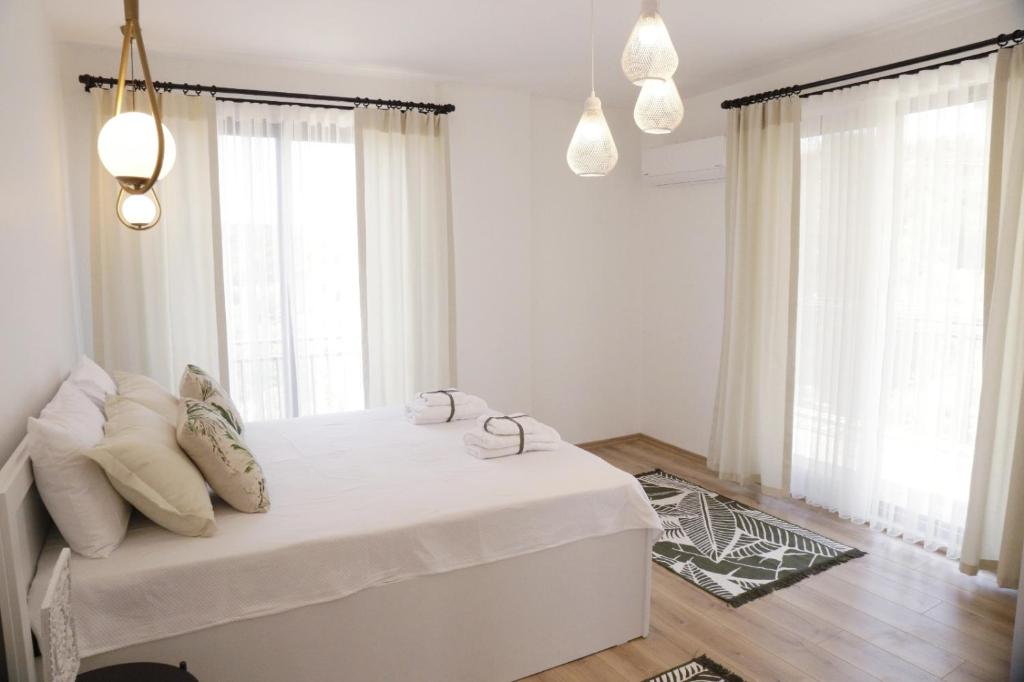 Villa myra photo 3