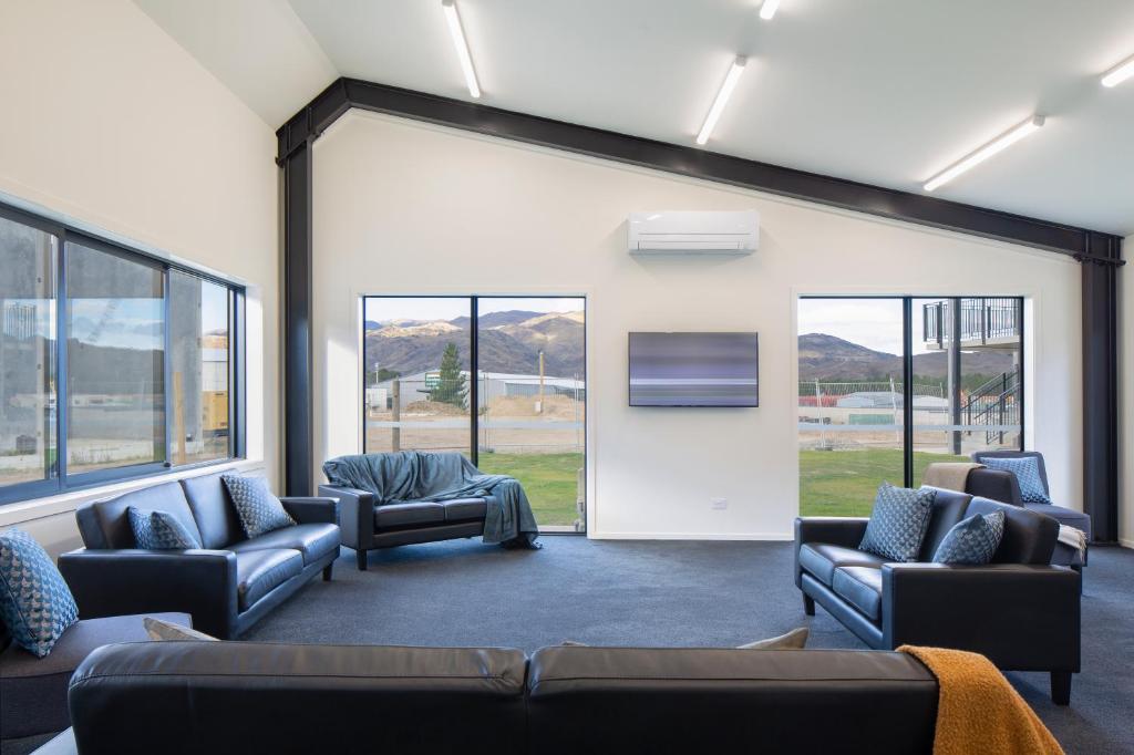 Harvest Park Studios Workers Accommodation photo 2