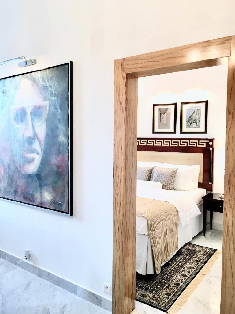 Сьюит (Роскошный суперлюкс с видом на Рыночную площадь в Старом городе), Luxury Apartments Mondrian Old Town IV