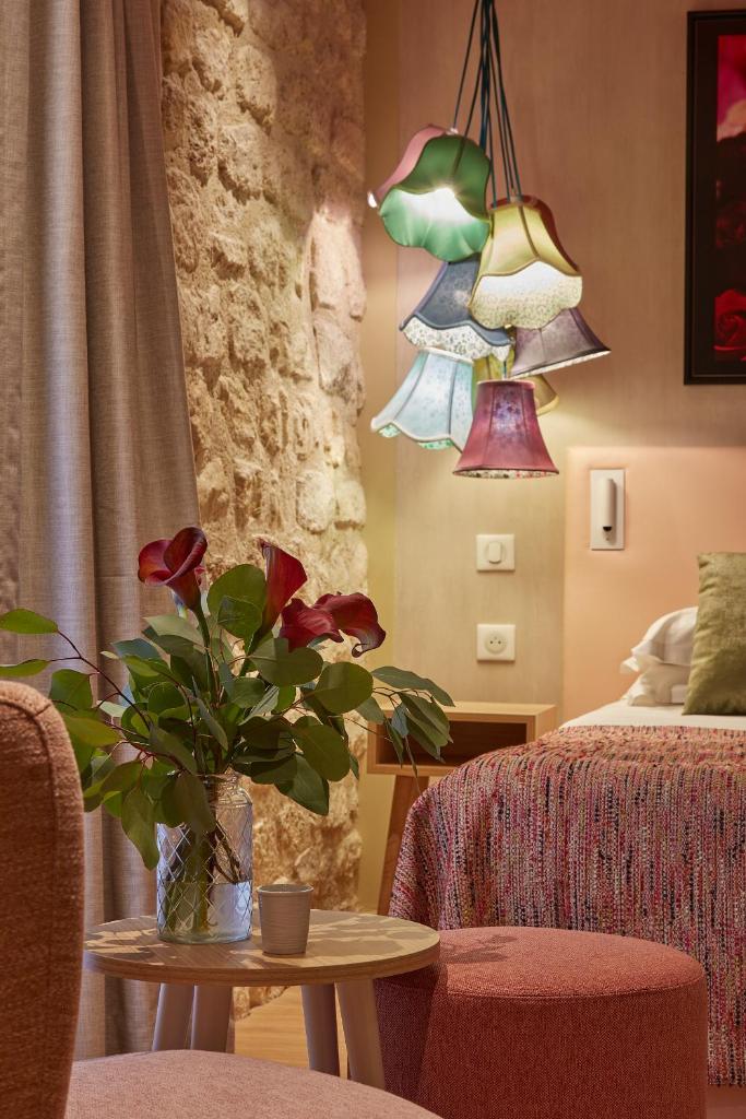 Двухместный (Улучшенный двухместный номер с 1 кроватью), Hotel Atmospheres