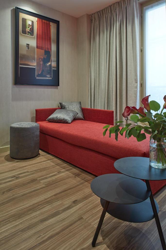 Трехместный (Полулюкс), Hotel Atmospheres