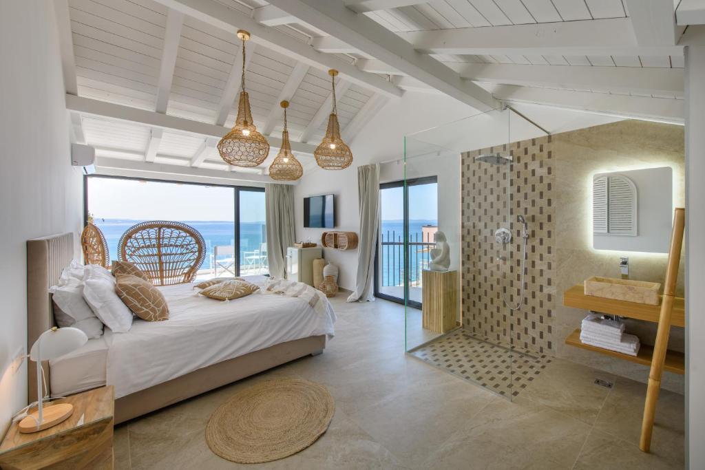 Gallery Luxury Suites & Rooms-Only Adults photo 2