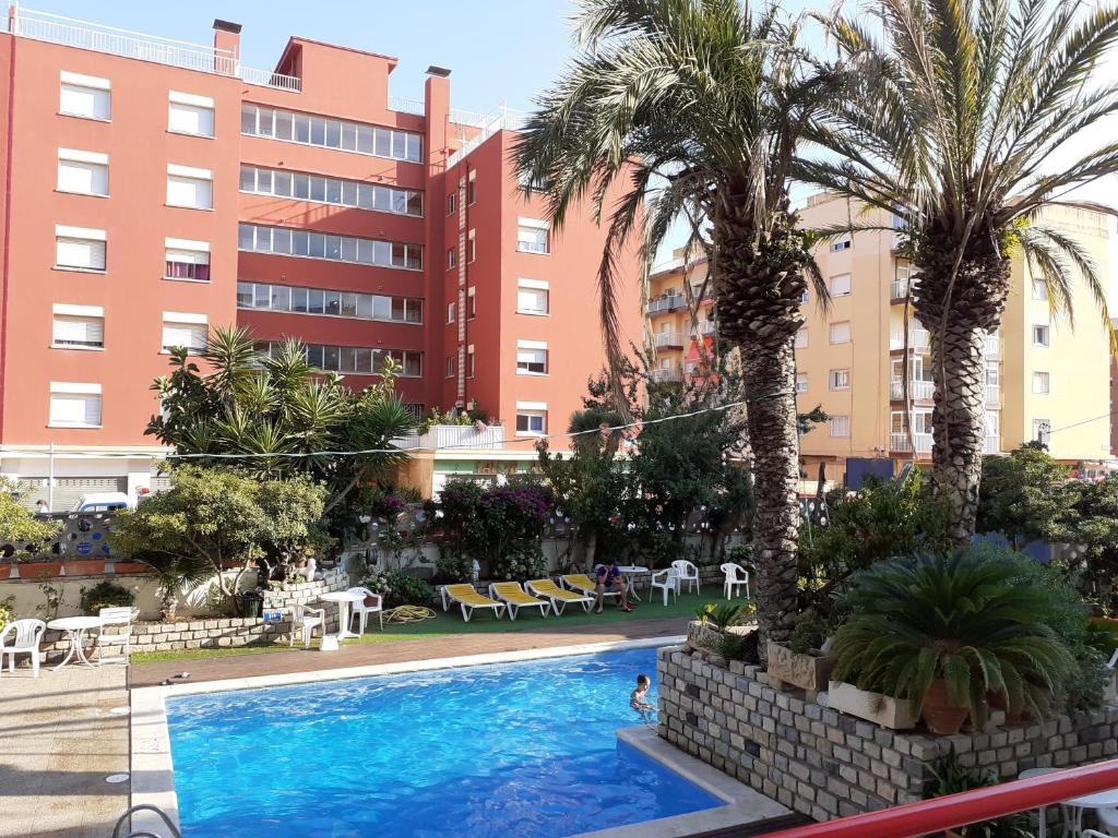 Apartaments Mar Blau Calella photo 3