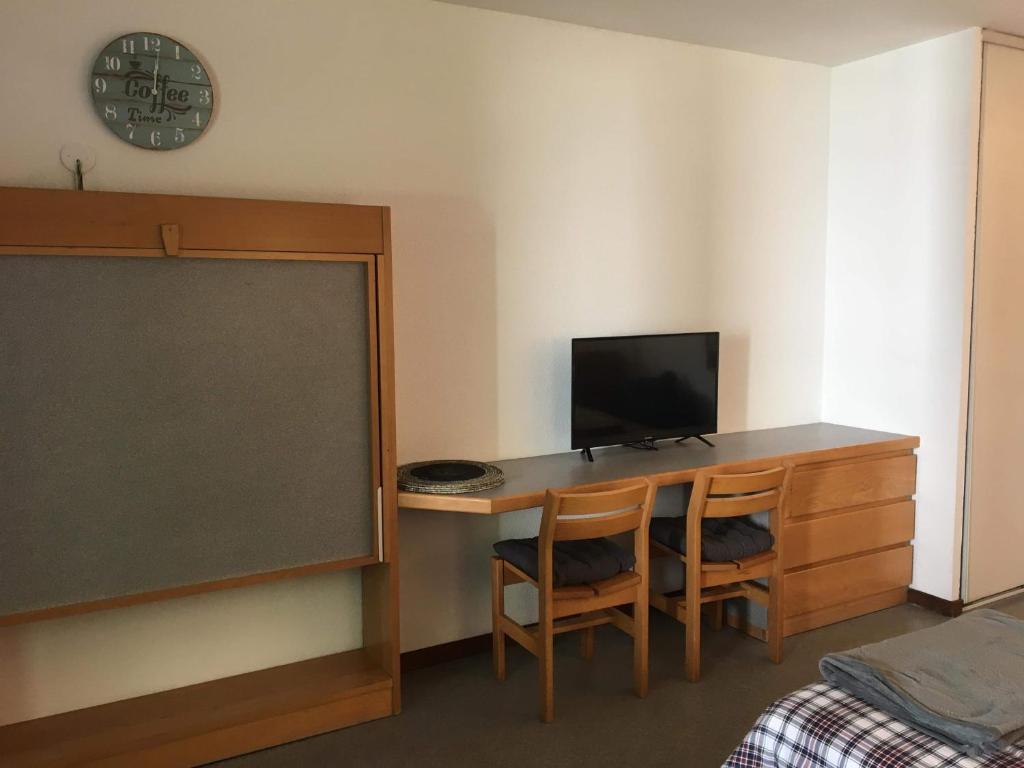 Brides-les-Bains family ski and spa appartment photo 4