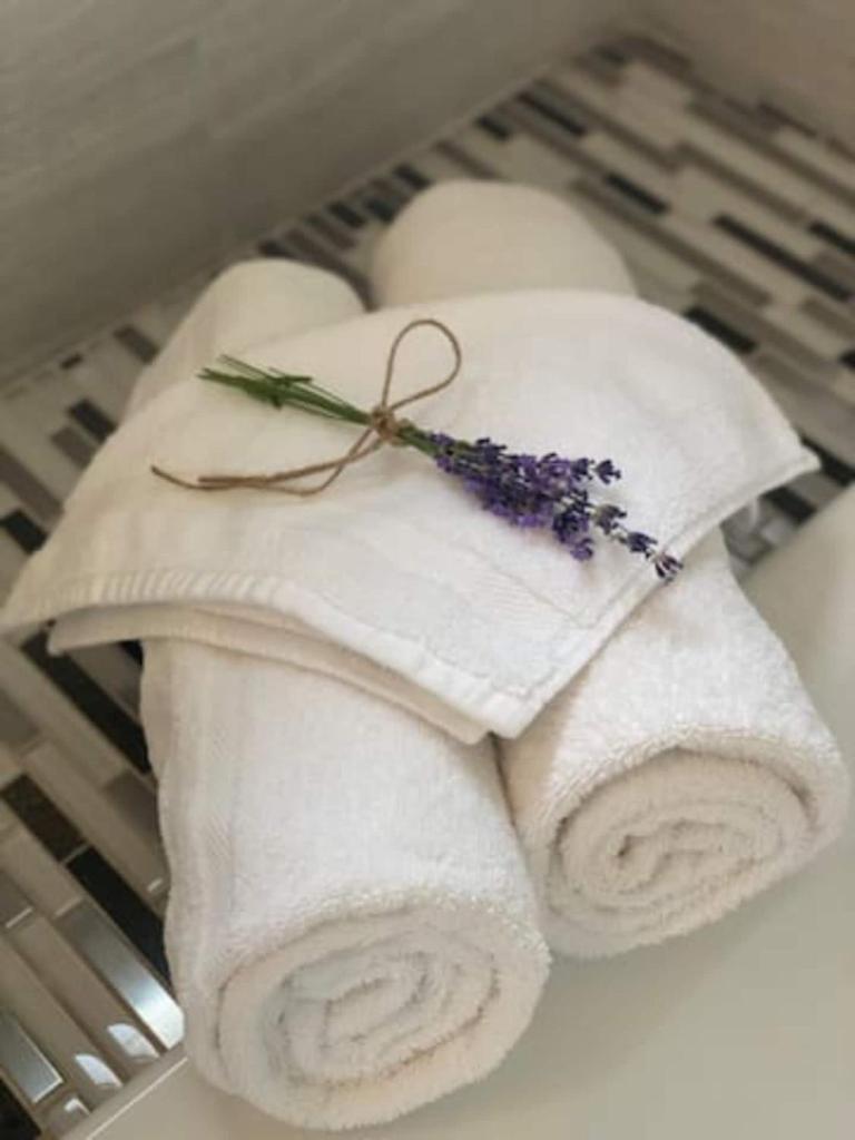 The Flagstone Boutique Inn & Suites image