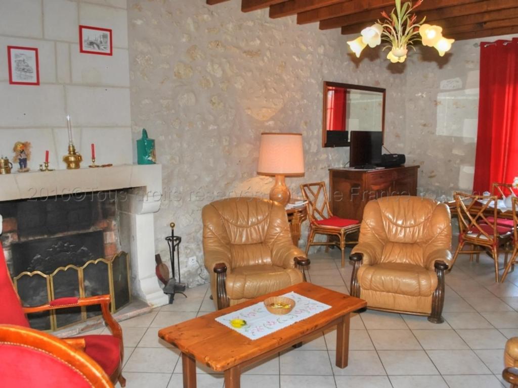 Gîte Nouans-les-Fontaines, 6 pièces, 12 personnes - FR-1-381-406 photo 4
