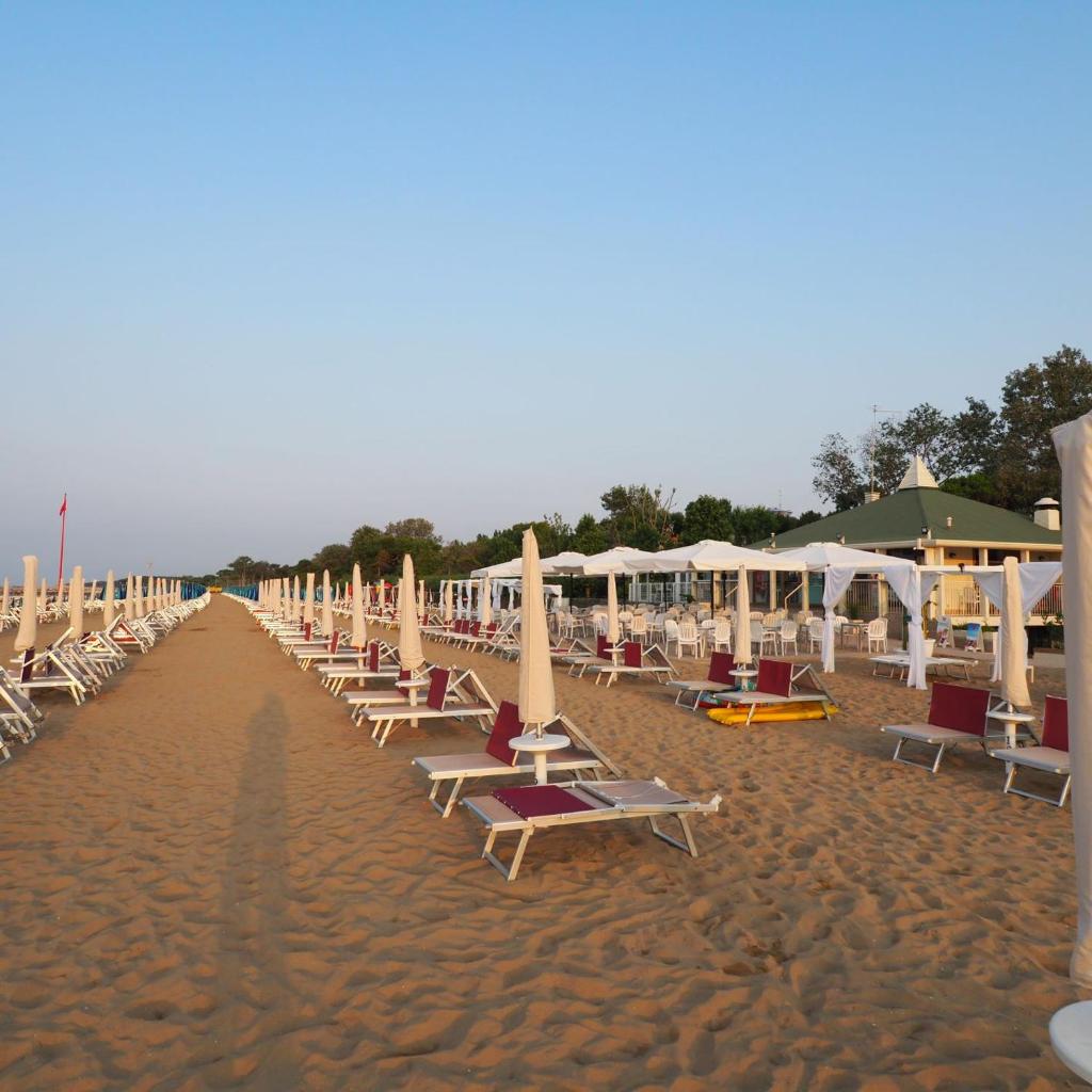 villetta con piscina a due passi dal mare photo 3