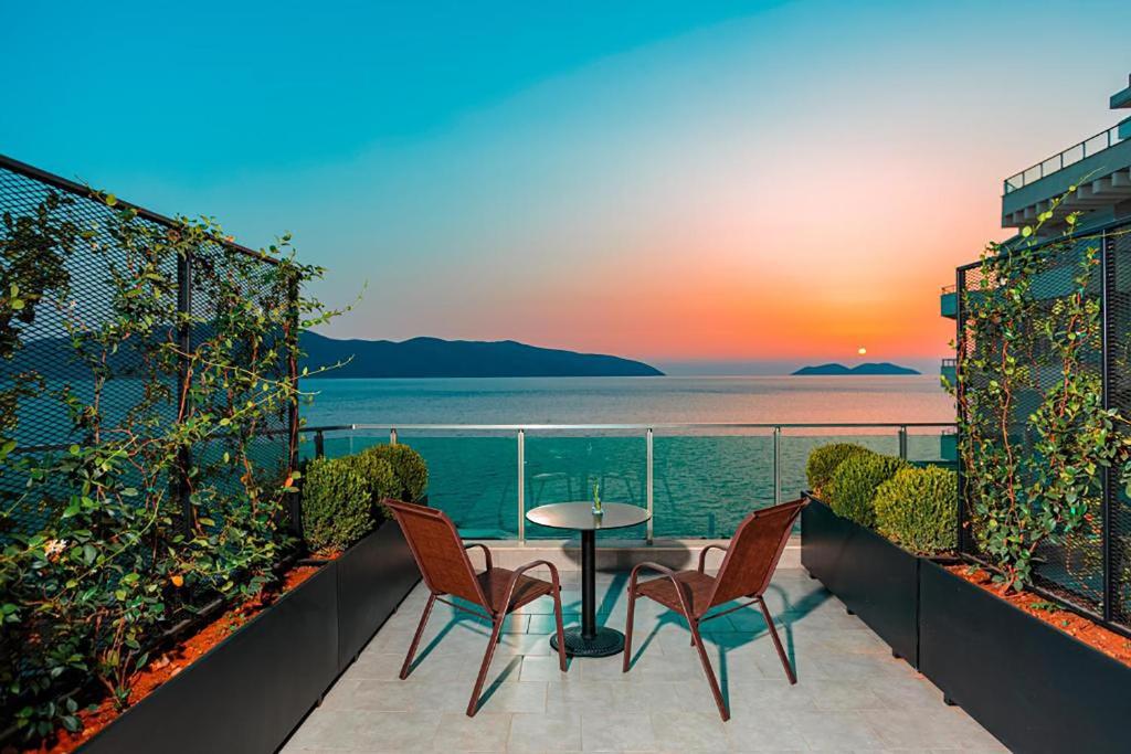 Toto Boutique Hotel & Apartments photo 4