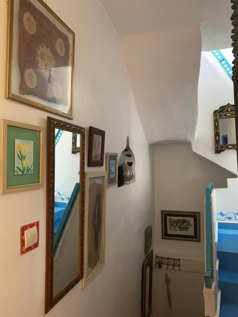 HATHOR ,Casa marroquí con dos terrazas en la Medina antigua , ideal parejas!! WIFI!! photo 3