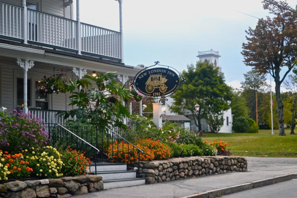 The New London Inn image