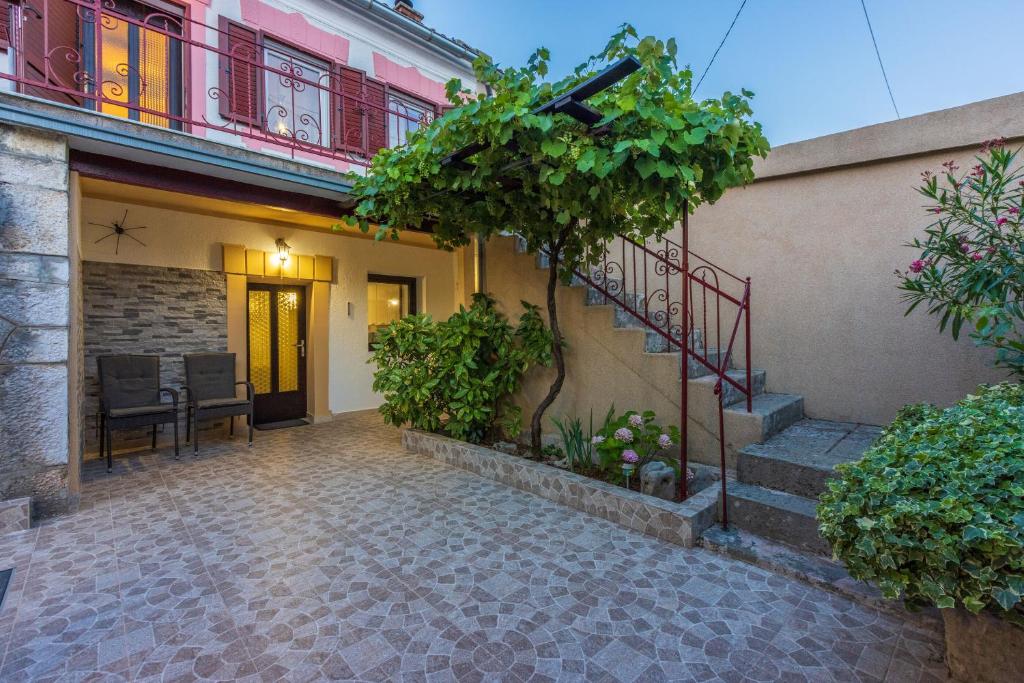 Villa Valley photo 1