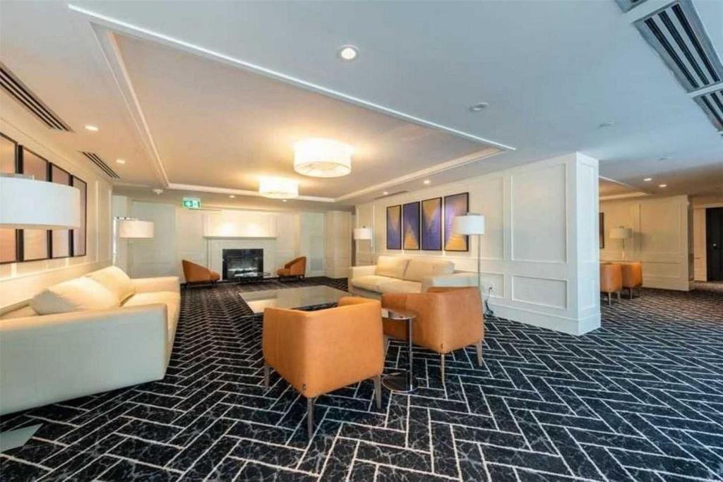 Stylish Downtown Toronto Residential Hotel photo 4