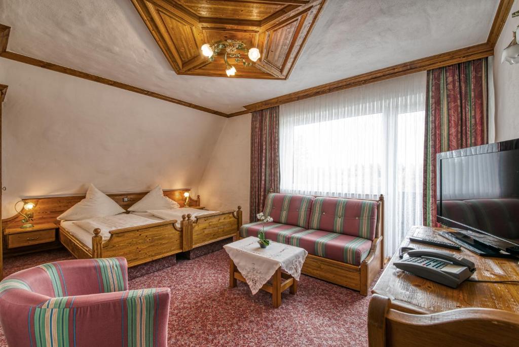 Hotel Haus Tiefenbach Room Type - Small Double Room