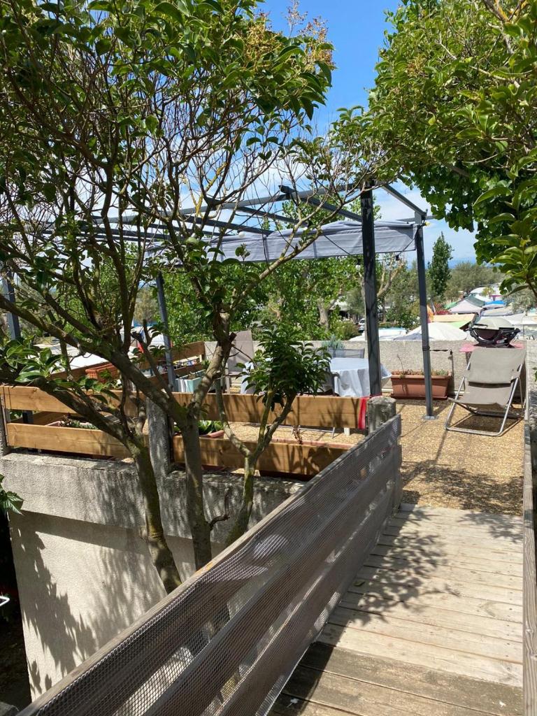 Appt avec parking, clim, wifi à 50 m de la plage photo 1