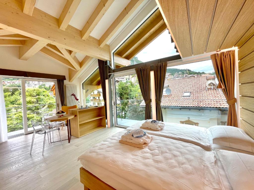 Alledolomiti Boutique Lake Hotel - Adults friendly photo 2