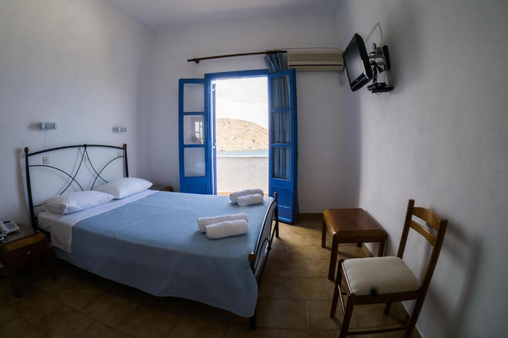 Blue Bay Hotel photo 1