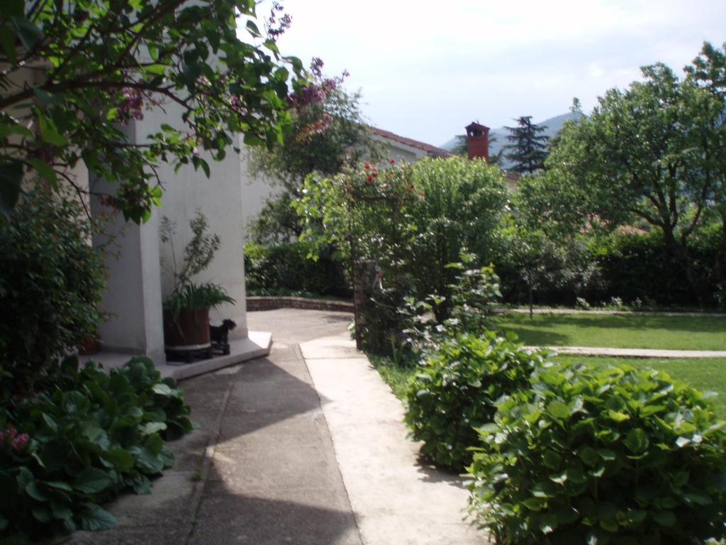 Guest House Lidija photo 2