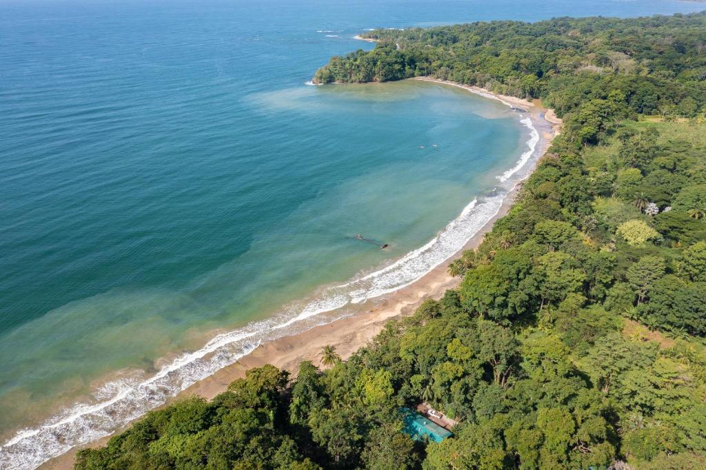 aWà Beach Hotel photo 3