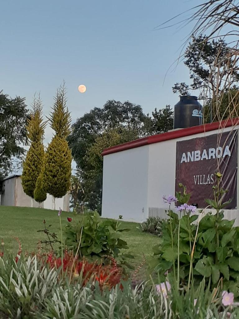 ANBAROA VILLAS photo 3