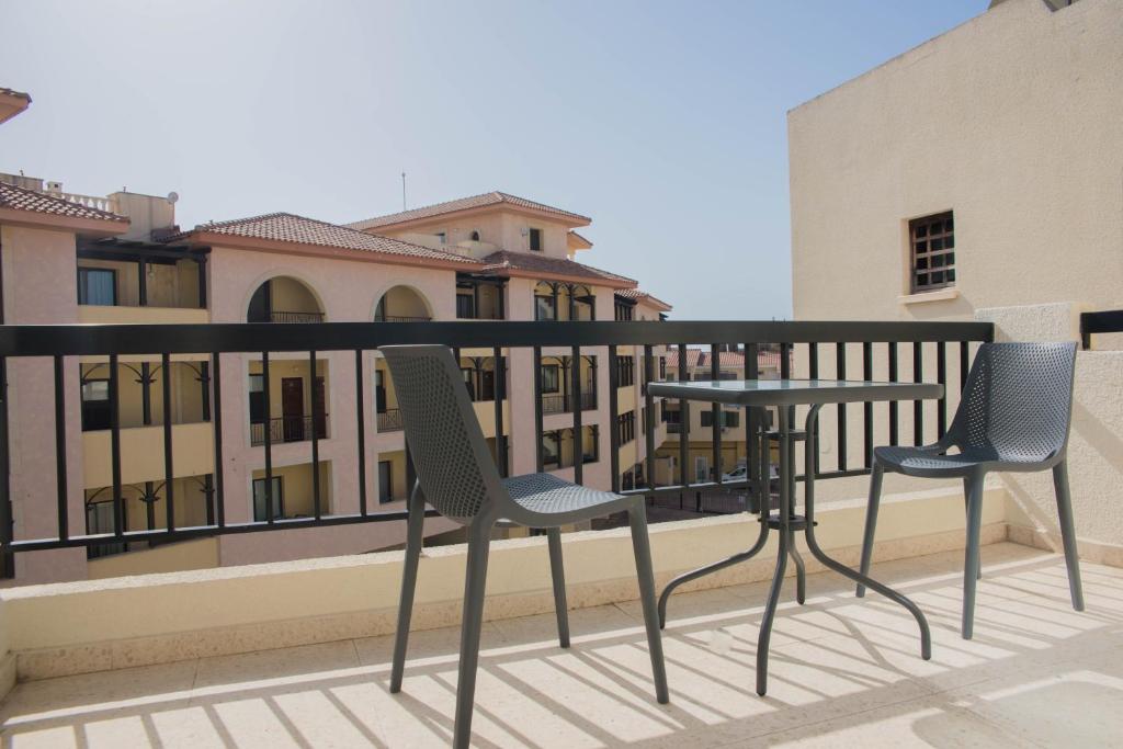 One bedroom apartment in Paphos in good location photo 2